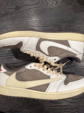 Air Jordan 1 Low OG SP "TRAVIS REVERSE MOCHA" 2022 - Size 13 USED